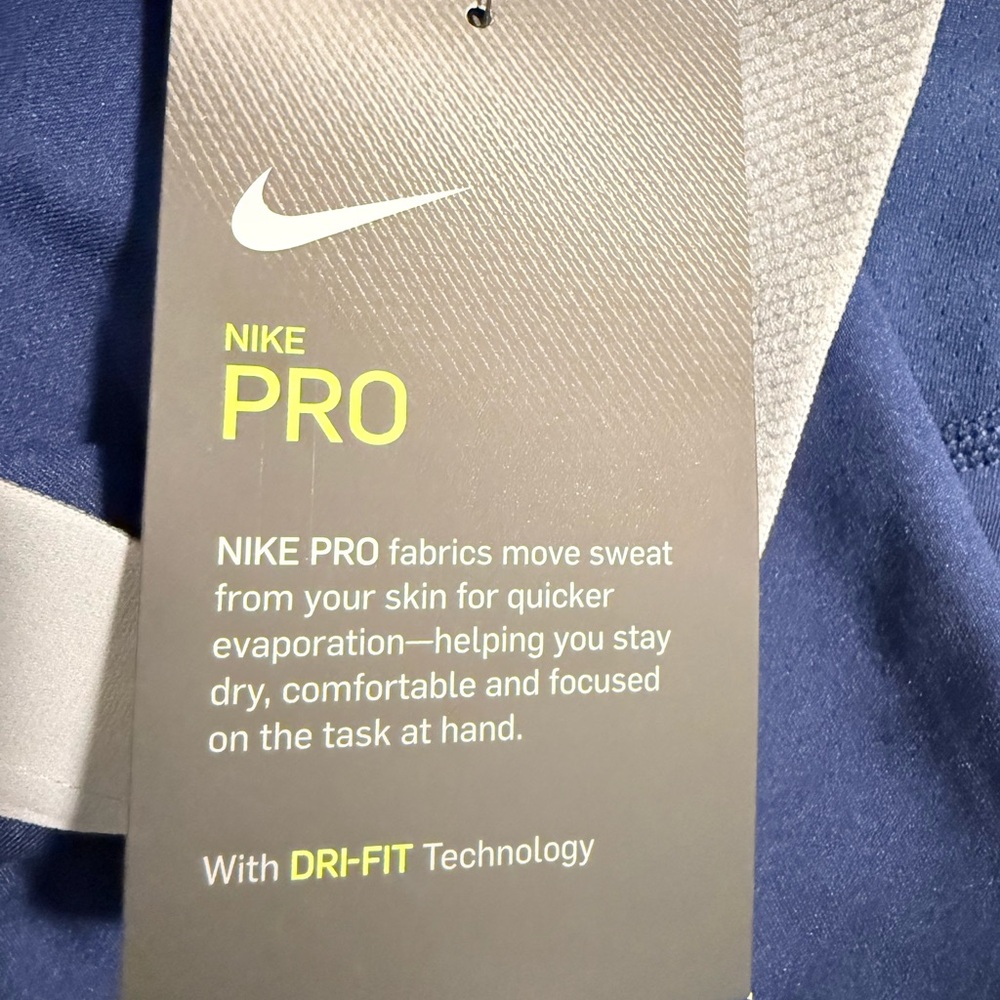 NWT - Nike Pro Dark Blue Cropped Leggings - Picture 4 of 8